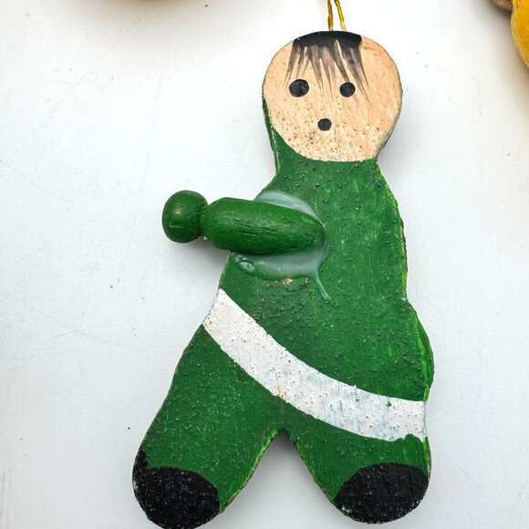 Hand-Painted Vtg Wooden Christmas Ornaments Set Of 15 Figurines Mid-Century - Picture 12 of 16